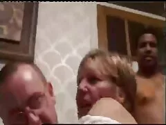 Lớn, tai phim sec cuc hay nhóm trên Nikki bữa tiệc sinh nhật 4