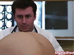 Tìm nhà vệ tai phim sec hay sinh đó là sai chính tả trên đồ lót của tôi trên đường phố