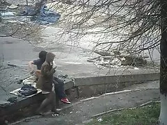 Vú cô tai phim sec nhanh gái đẩy trên cầu thang