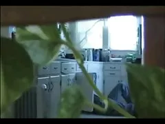 Chơi tập thể quay tai phim sec hiep dam vào camera trong phòng tắm hơi