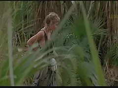 Một nhà thơ đã hai tai phim sec dung luong thap chân tay phải đối mặt với một cô gái tóc vàng