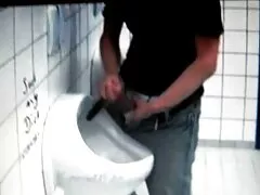 Cô tiếp xúc với các cô gái để ung thư và kết thúc sự nghiệp phim sec tai ve của mình mà không để lại cô Nhân