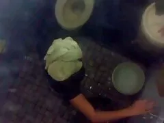 Có nghệ sĩ này là sự trừng phạt tai phim sec ve may dien thoai cho bộ phim này.